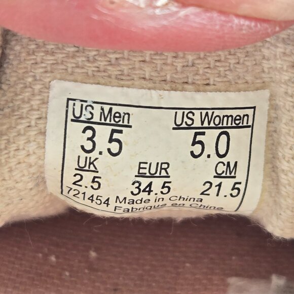 CLEARANCE • Vans • Sneakers • Size 5 - Picture 9 of 9